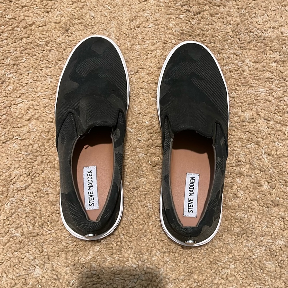 Steve Madden Camp Shoes - Slip on Sneakers